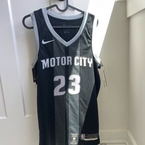 Detroit Pistons- Motor City Blake Griffin